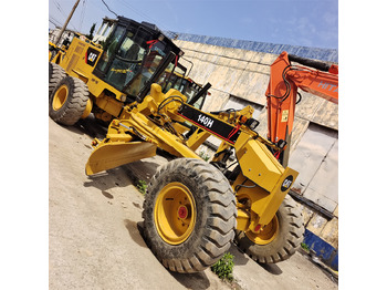 Väghyvel CATERPILLAR 140H