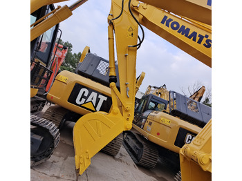 Bandgrävare KOMATSU PC210