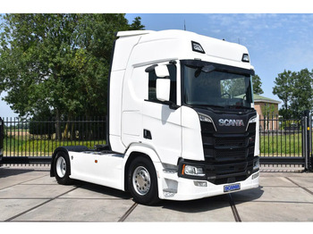 Dragbil SCANIA R 520
