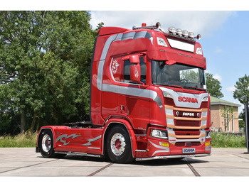 Dragbil SCANIA R 650