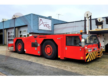 Pushbacktraktor SCHOPF