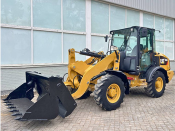 Hjullastare CATERPILLAR 906M