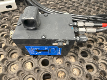 Ny Hydraulcylinder IVECO EUROCARGO 75E MLC CABIN LIFTING KIT: bild 3