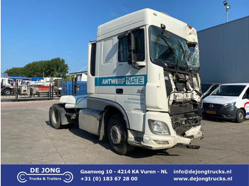 Dragbil DAF XF 106 460