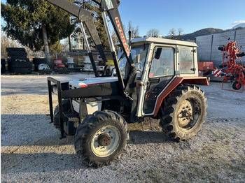 Traktor STEYR