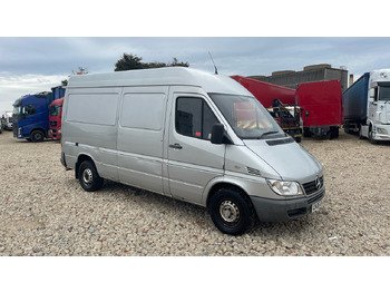 Skåpbil MERCEDES-BENZ Sprinter 316