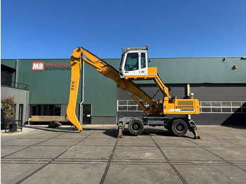 Materialhanterare LIEBHERR A 924