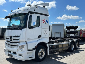 Containerbil/ Växelflak lastbil MERCEDES-BENZ Actros 2545