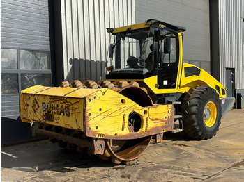 Vält BOMAG