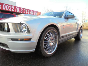 Coupé Ford Mustang GT: bild 4 Coupé Ford Mustang GT: bild 4