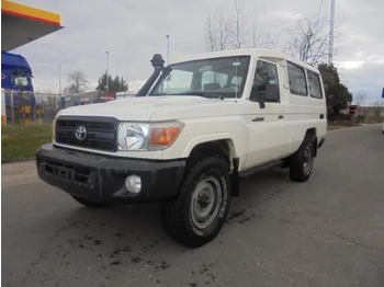 Personbil TOYOTA Land Cruiser