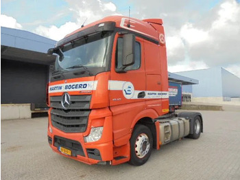 Dragbil MERCEDES-BENZ Actros 1840