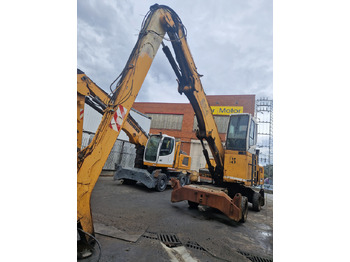 Materialhanterare LIEBHERR A 924