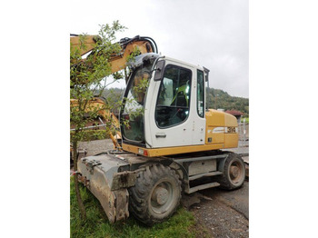 Grävmaskin på däck LIEBHERR A 314