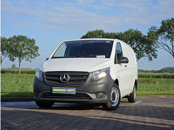 Små skåpbil MERCEDES-BENZ Vito 109