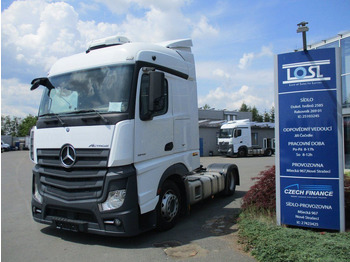 Dragbil MERCEDES-BENZ Actros 1845