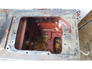 Växellåda och reservdelar för Traktor Deutz Dx 3.90 Transmission Gearbox Housing 043251440: bild 3