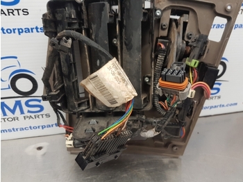 Hytt och interiör John Deere 6115m, 6m Series, Rockshaft Panel Control Assy Re260695, Al110119: bild 4