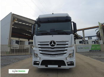 Dragbil MERCEDES-BENZ Actros 1845