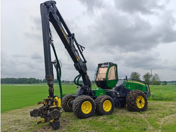 Skördare JOHN DEERE