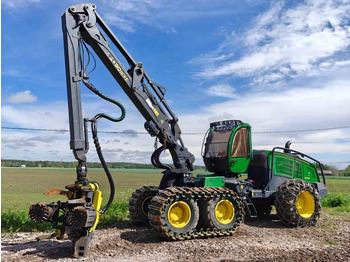 Skördare JOHN DEERE