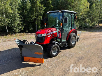 Traktor MASSEY FERGUSON 1740
