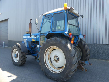 Traktor Ford 8210: bild 4