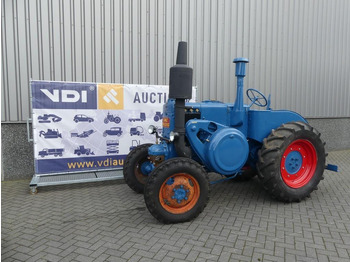 Traktor LANZ BULLDOG