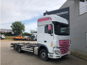 Containerbil/ Växelflak lastbil DAF XF 460