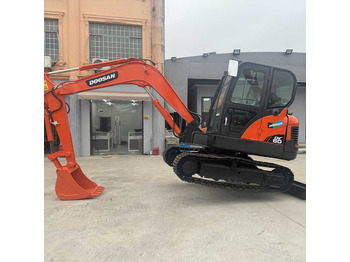 Bandgrävare DOOSAN DX60
