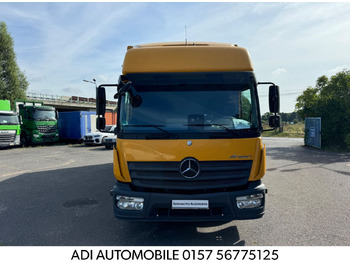 Lastbil med skåp MERCEDES-BENZ Atego 823