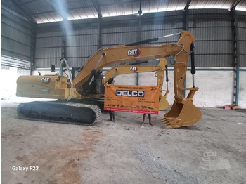 Bandgrävare CATERPILLAR 320D3