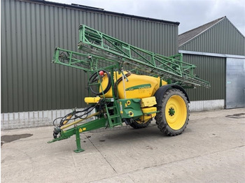 Traktorburen spruta JOHN DEERE