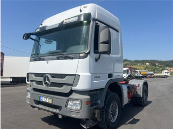 Dragbil MERCEDES-BENZ Actros 2044