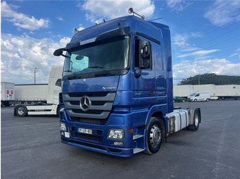 Dragbil MERCEDES-BENZ Actros 1841