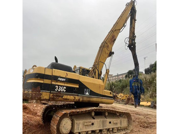 Bandgrävare CATERPILLAR 330BL