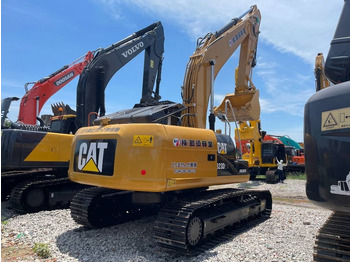Bandgrävare CATERPILLAR 323D