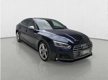 Personbil AUDI