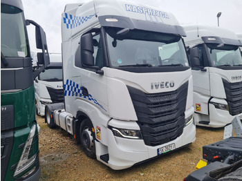 Dragbil IVECO