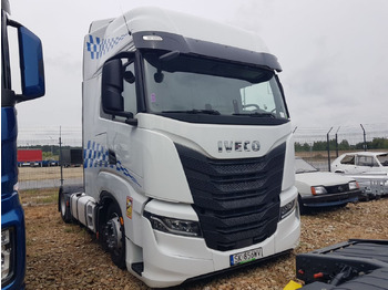 Dragbil IVECO