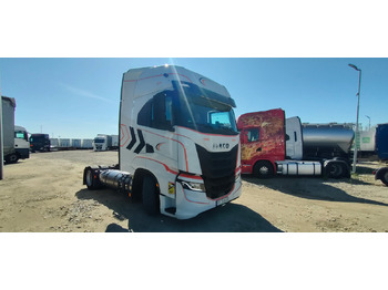 Dragbil IVECO