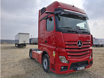 Dragbil MERCEDES-BENZ Actros 1848