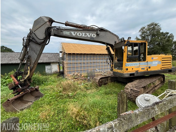 Grävmaskin VOLVO FE