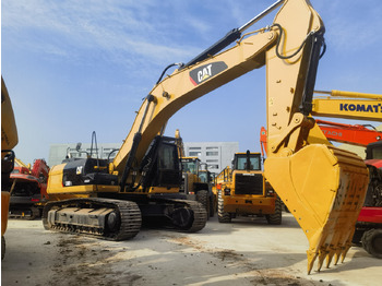 Bandgrävare CATERPILLAR 330D2L