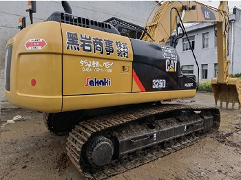 Bandgrävare CATERPILLAR 325D