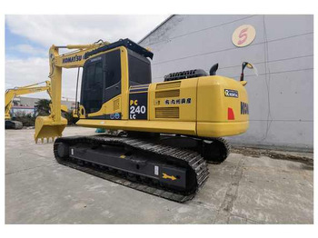 Bandgrävare KOMATSU PC240-8