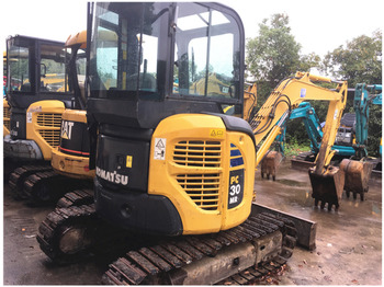 Bandgrävare KOMATSU PC30
