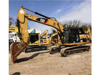 Grävmaskin CATERPILLAR 323D2L