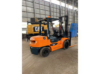 Dieseltruck Toyota FD30 Forklift: bild 5