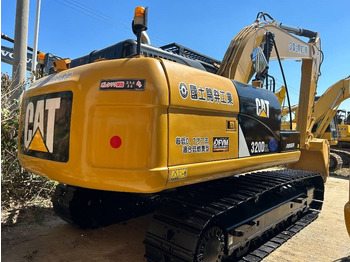 Bandgrävare CATERPILLAR 320D2